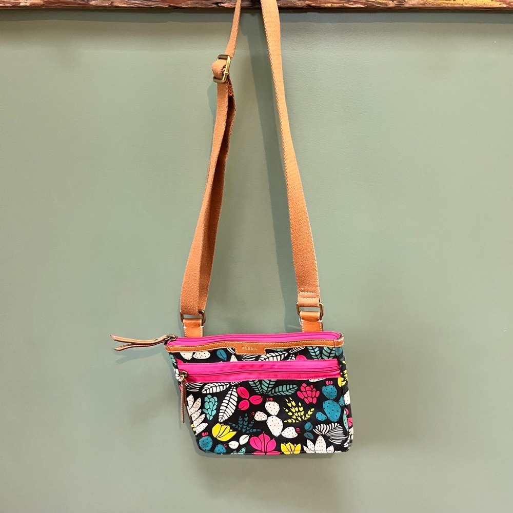 Fossil Women's Crossbody Bag Black Multi Floral Cactus Print Adjustable Strap